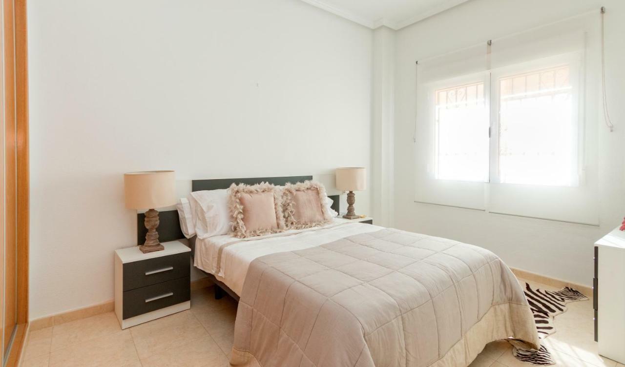 Residential Jardin Del Pintor - La Casa Amarilla Διαμέρισμα Jacarilla Εξωτερικό φωτογραφία